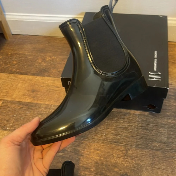 INC international concepts Raelynn black rain boots new in box - Picture 4 of 8
